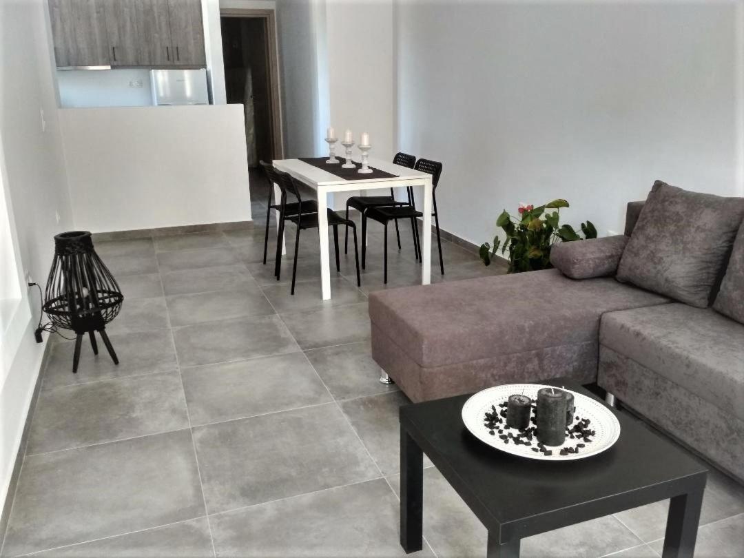 Estia - Brand New Apartment In Ermioni Village エクステリア 写真