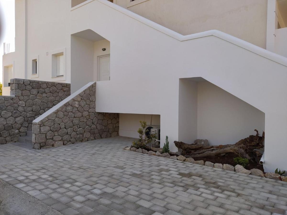 Estia - Brand New Apartment In Ermioni Village エクステリア 写真
