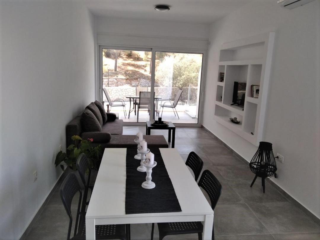 Estia - Brand New Apartment In Ermioni Village エクステリア 写真